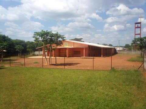 Eglise catholique de Ndoumbi 1
